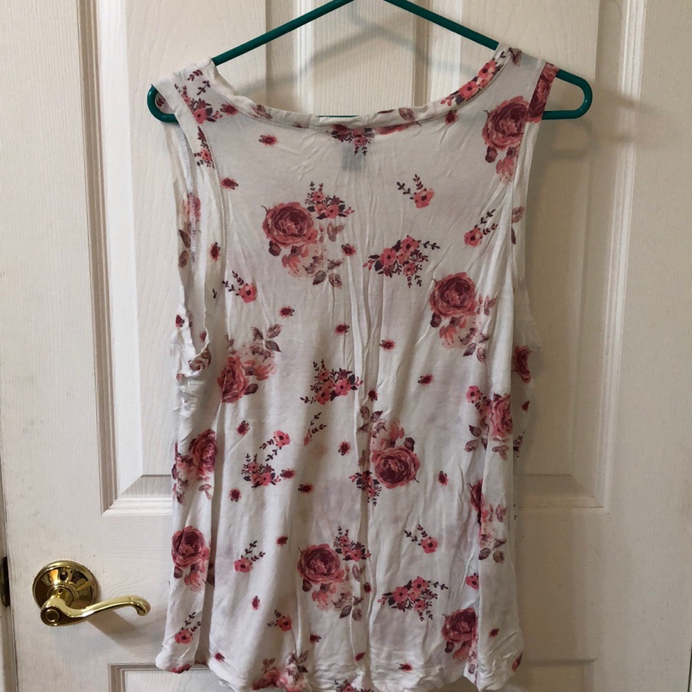 White Rose Tank - Picture 3 of 3